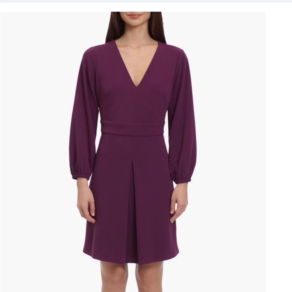 Fit and Flare dress with front pleat. Size 4